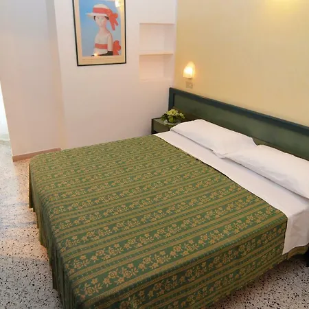 Adele Hotel